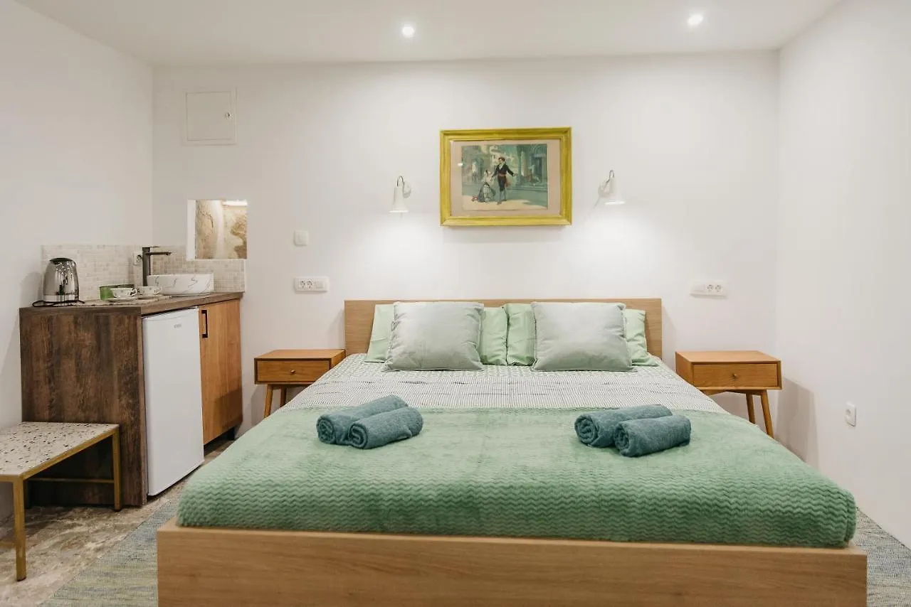 Studio Apartment Ni Na Na Na Split Croatia